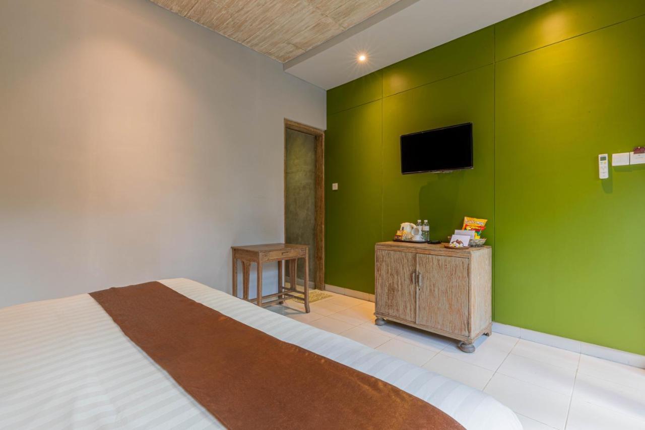 Me Kayu Tulang Villa Canggu (Bali)